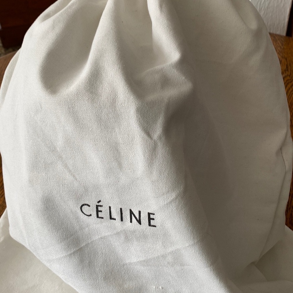RARE~ Céline ~ Loden Tumbled Calfskin Bucket Bag with Scarlet Calfskin Interior - Picture 16 of 16